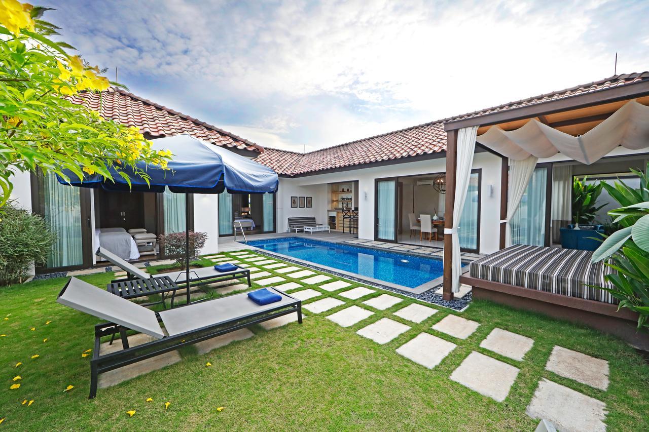 Pantai Indah Lagoi Bintan Exteriör bild
