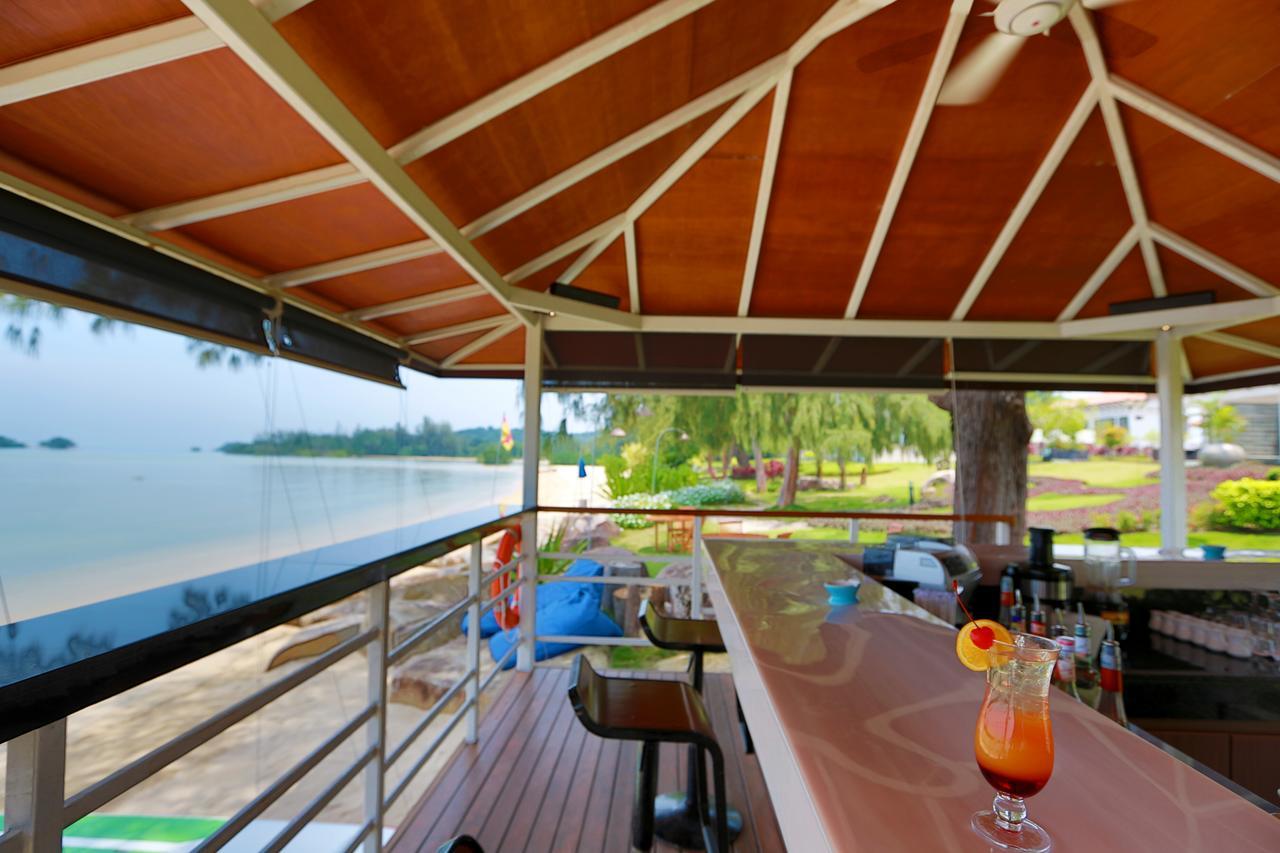 Pantai Indah Lagoi Bintan Exteriör bild